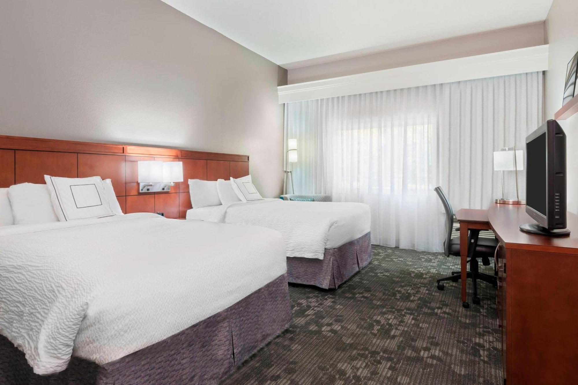 Courtyard Sarasota Bradenton Airport Ξενοδοχείο Εξωτερικό φωτογραφία