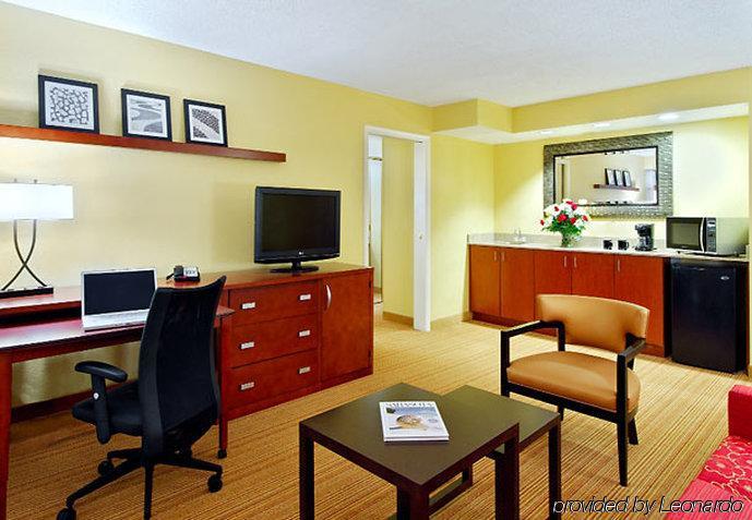 Courtyard Sarasota Bradenton Airport Ξενοδοχείο Δωμάτιο φωτογραφία